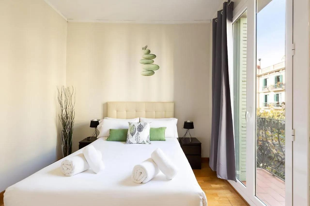 Stay U-Nique Apartments Consell برشلونة