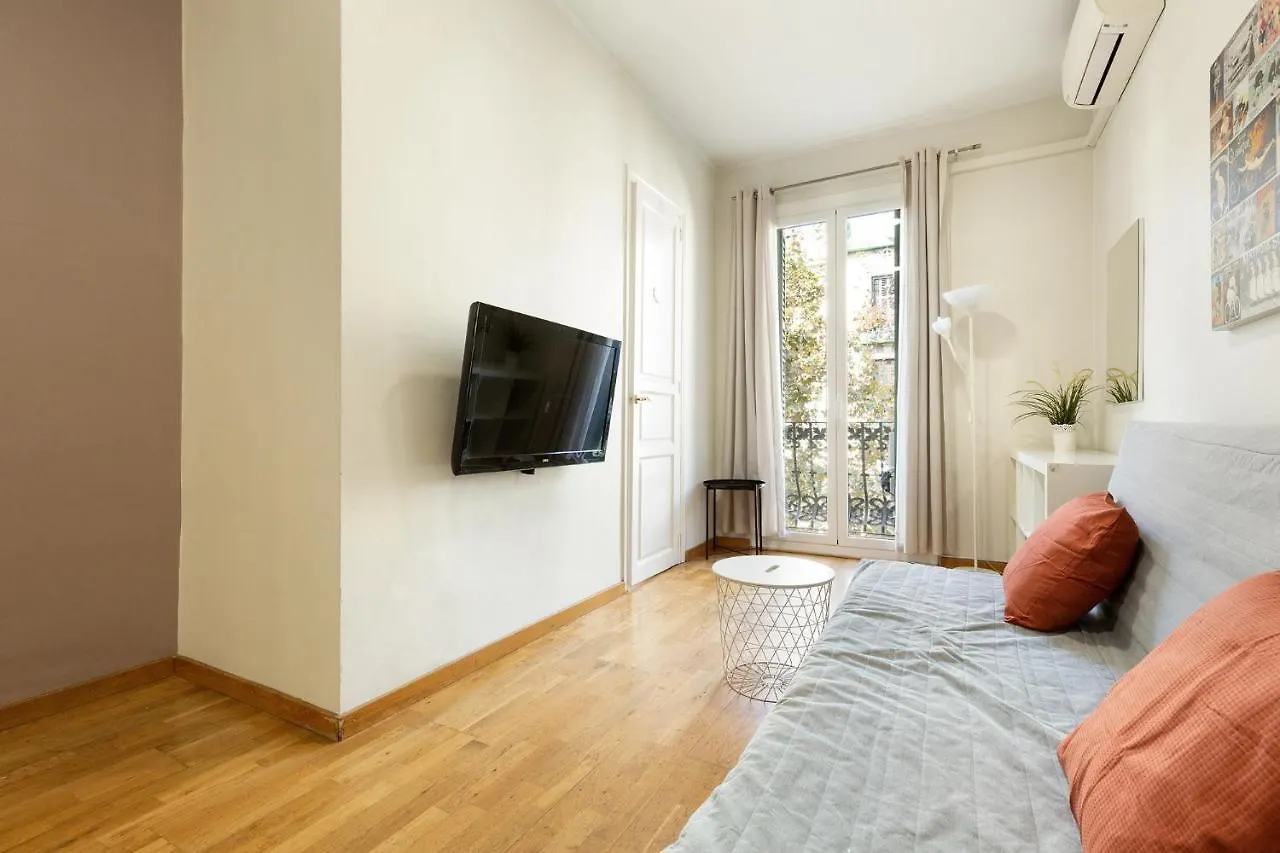 Stay U-Nique Apartments Consell برشلونة