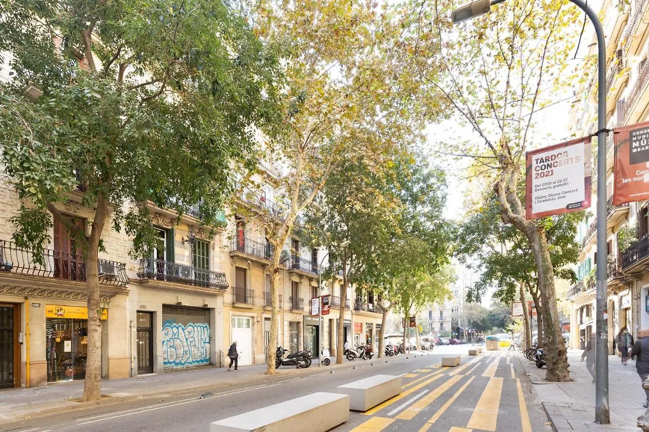 Stay U-Nique Apartments Consell برشلونة